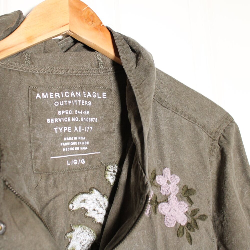 American Eagle army green floral embroidered hooded coat L - Picture 6 of 6